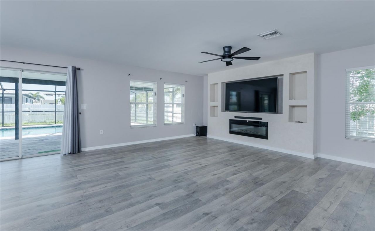 1916 SW 12th Terrace , Cape Coral, FL 33991 Photo