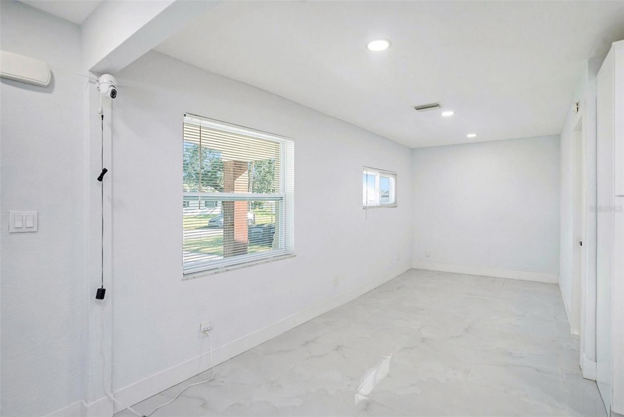 1778 New Hampshire Avenue Ne, Saint Petersburg, FL 33703 Photo
