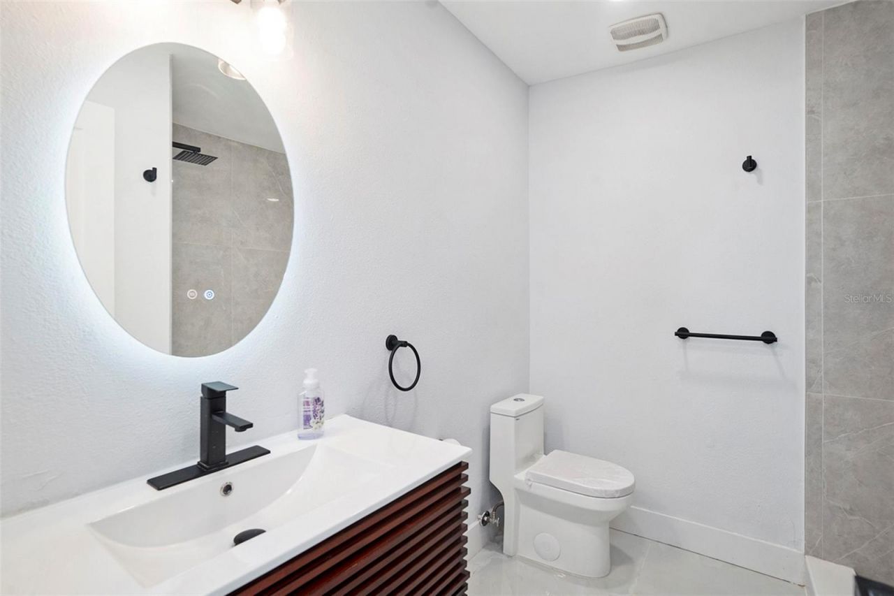 1778 New Hampshire Avenue Ne, Saint Petersburg, FL 33703 Photo
