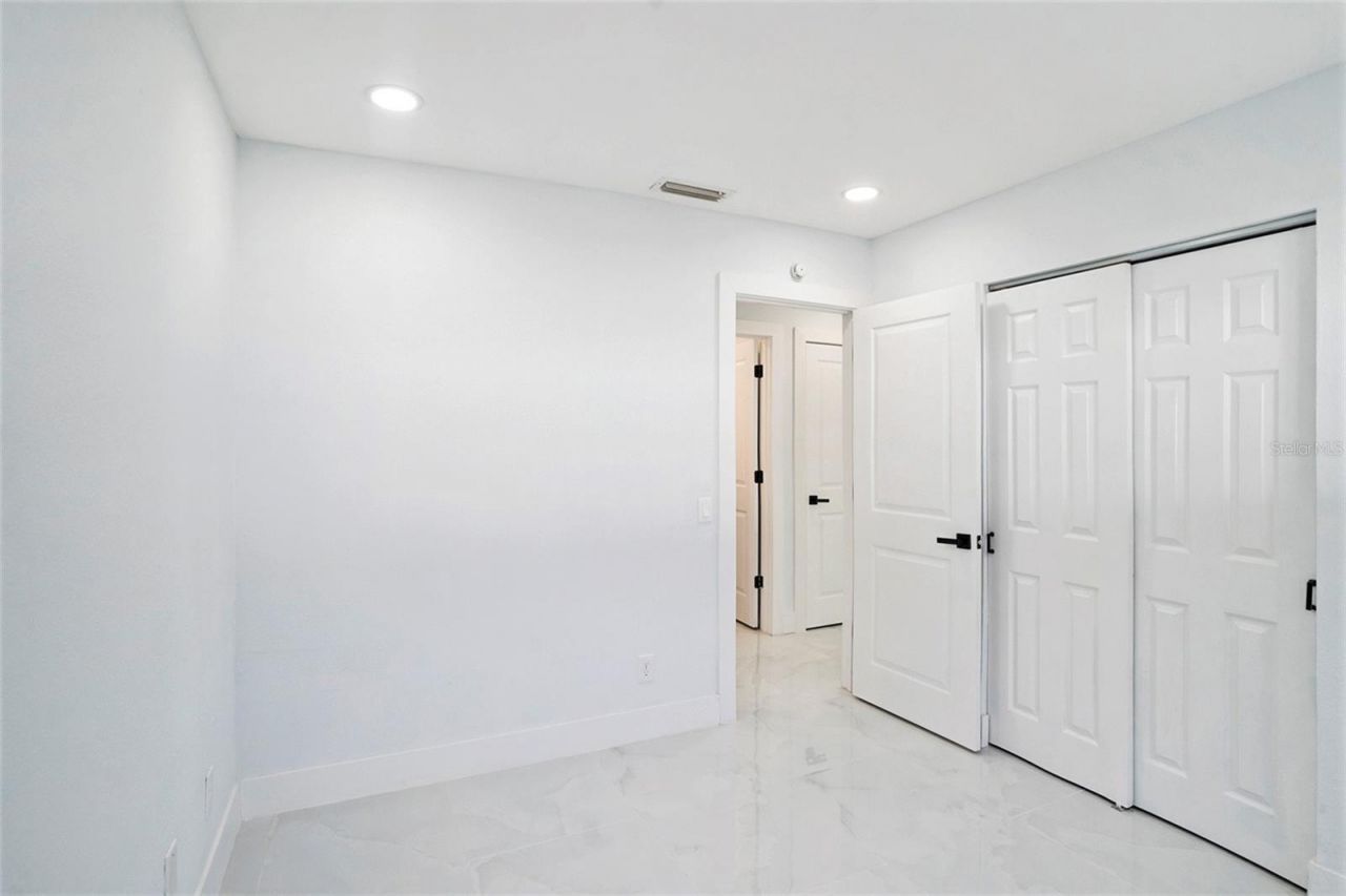 1778 New Hampshire Avenue Ne, Saint Petersburg, FL 33703 Photo