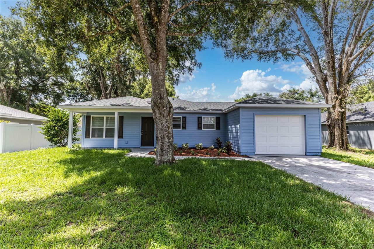 2270 Suanee Avenue , Eustis, FL 32726 Photo