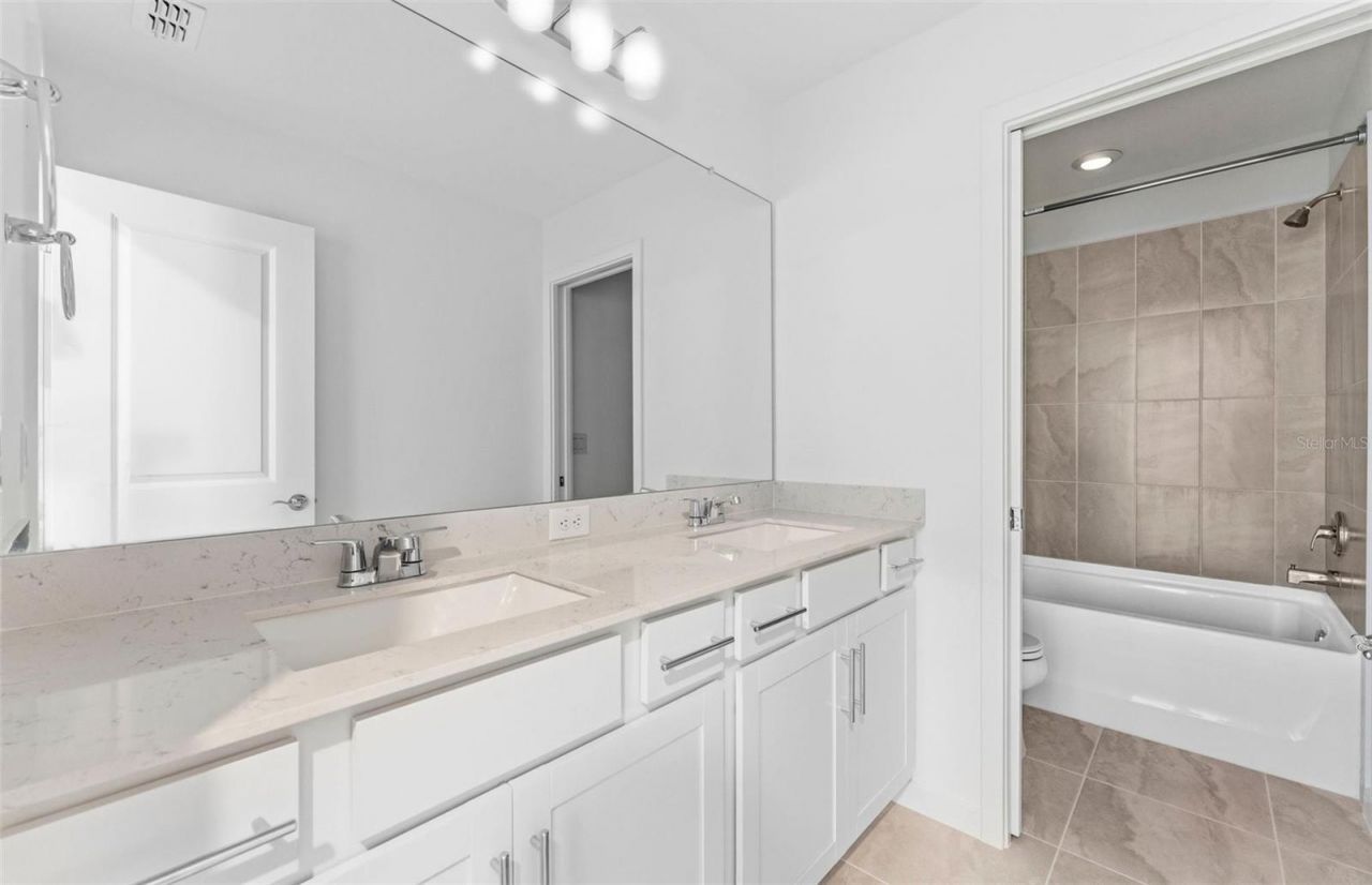 5344 Spring Maiden Circle , Apollo Beach, FL 33572 Photo