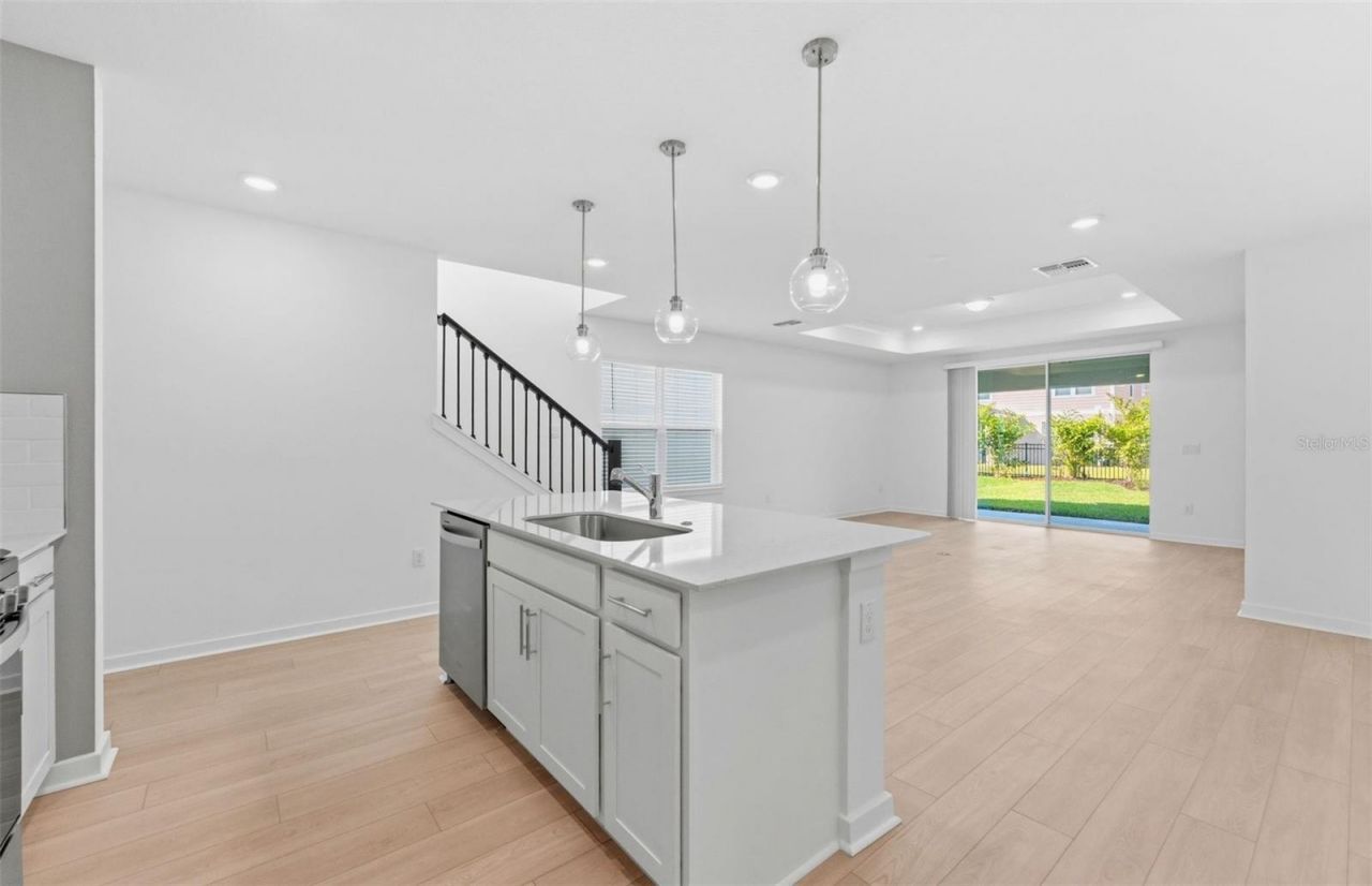 5344 Spring Maiden Circle , Apollo Beach, FL 33572 Photo