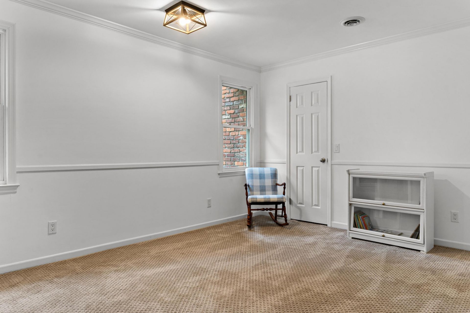 1457 Lee Boulevard Photo 28