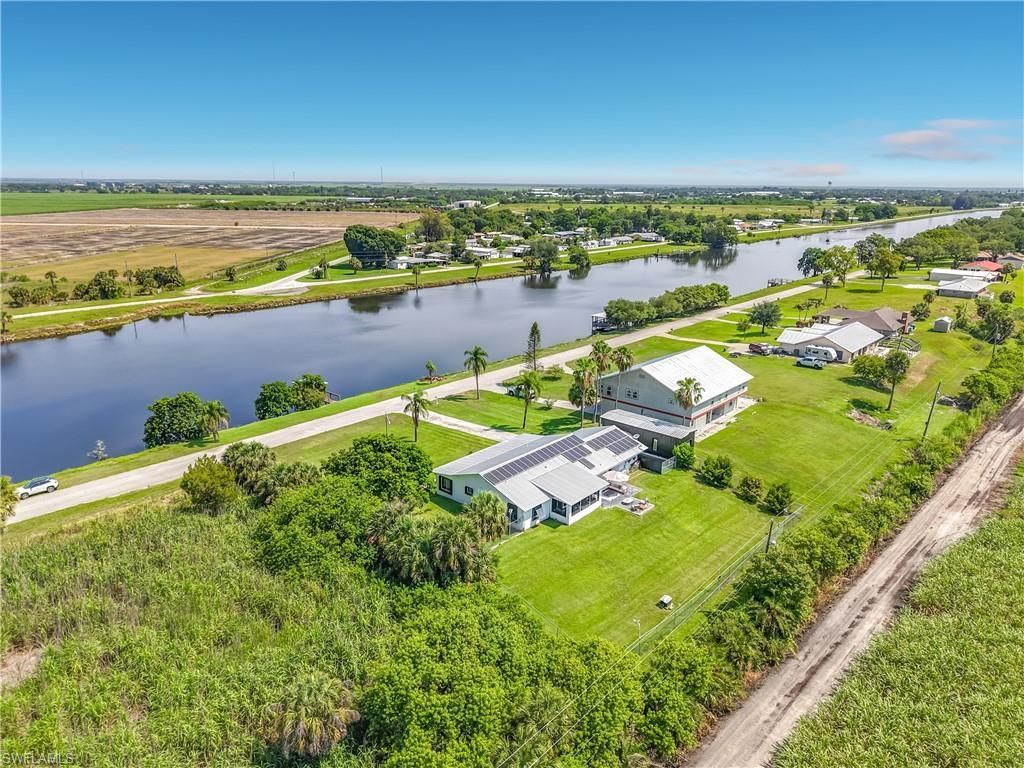 2795 River Rd , Moore Haven, FL 33471 Photo