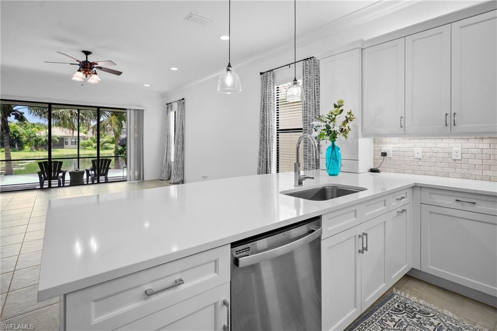 11536 Foxbriar Ln, Fort Myers, FL 33913 Photo