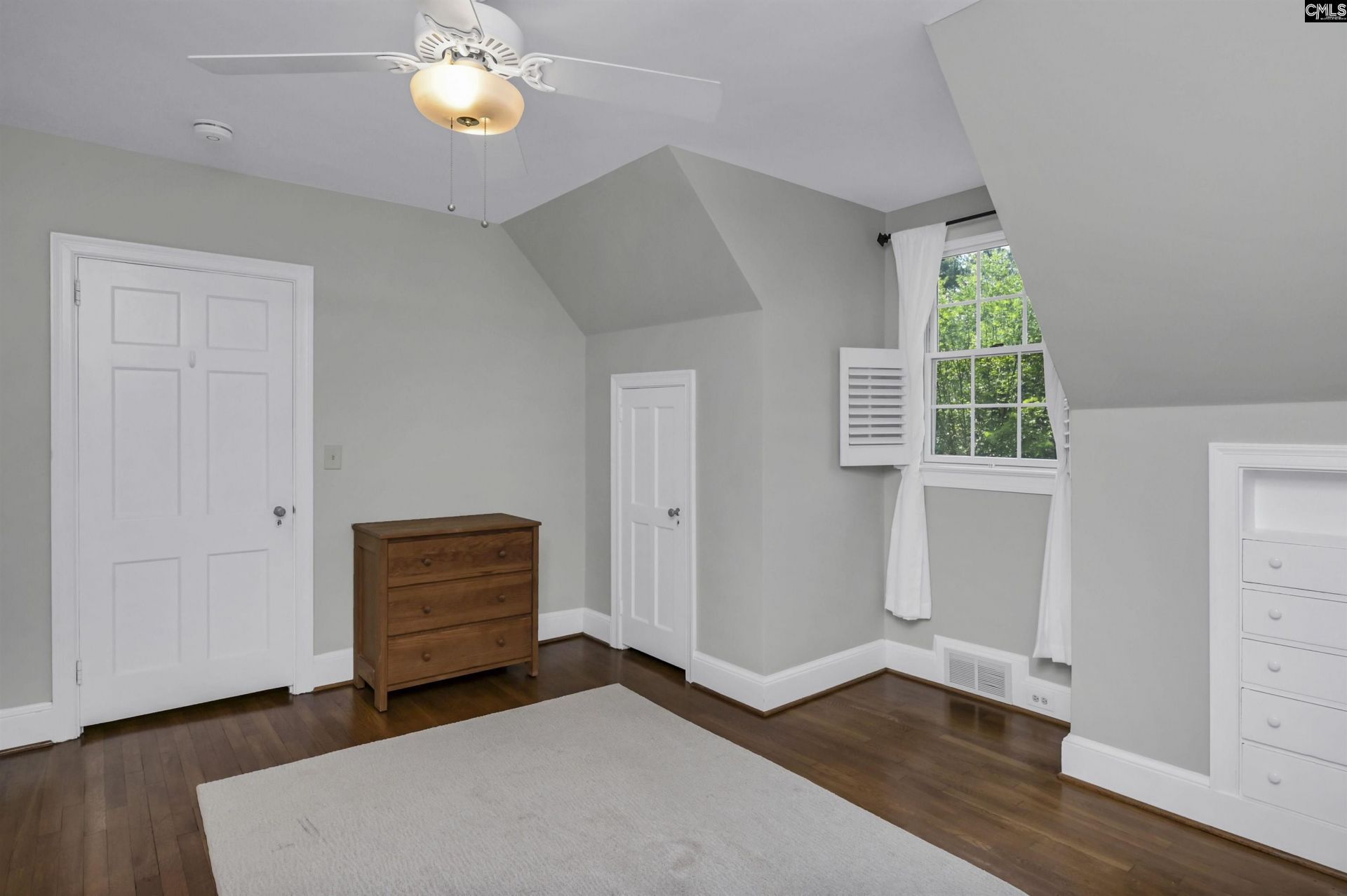 2423 Wilmot Avenue  Photo 31