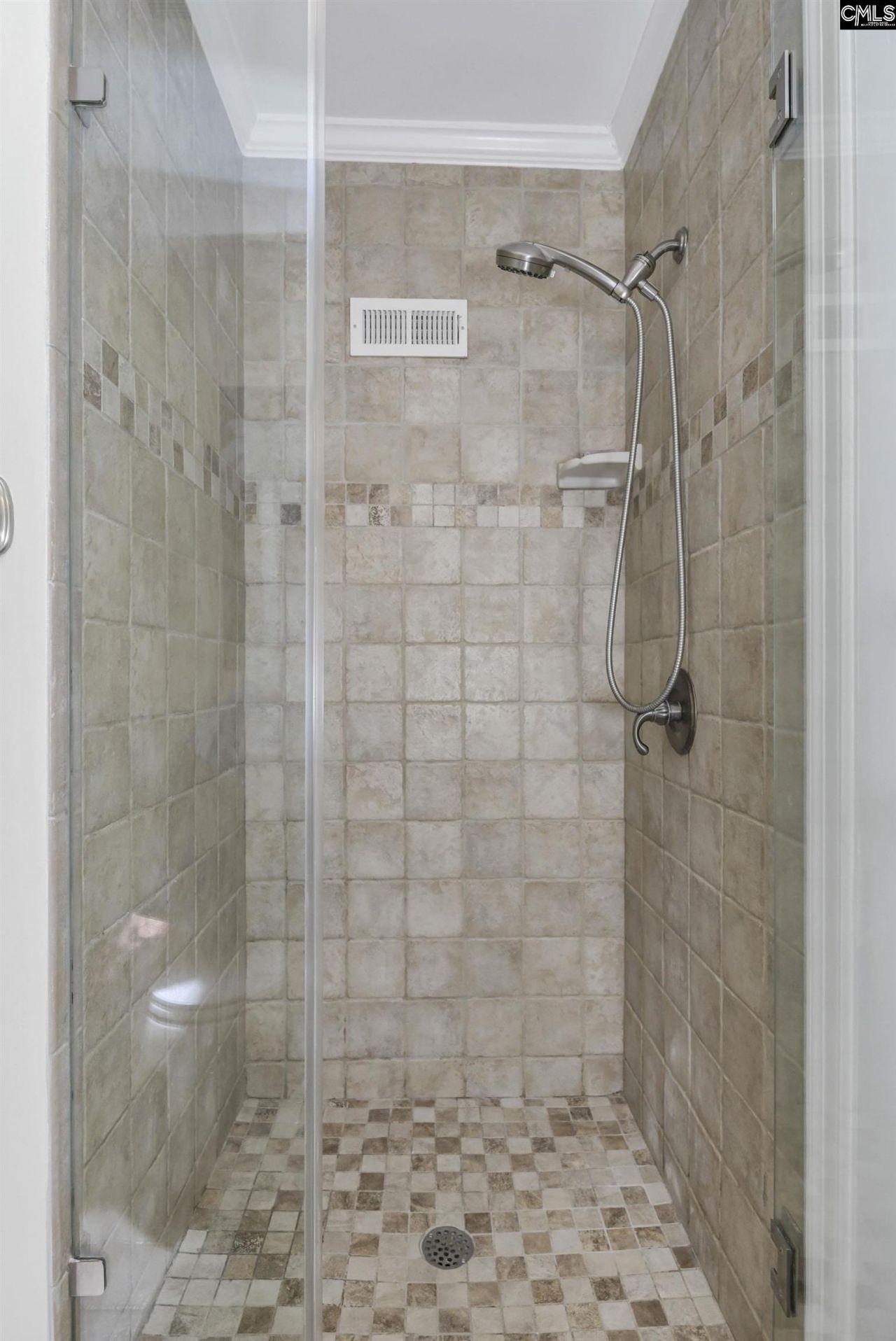 2423 Wilmot Avenue  Photo 36