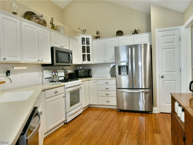201 River Glen Drive NE, Warren, OH 44484 Photo 33