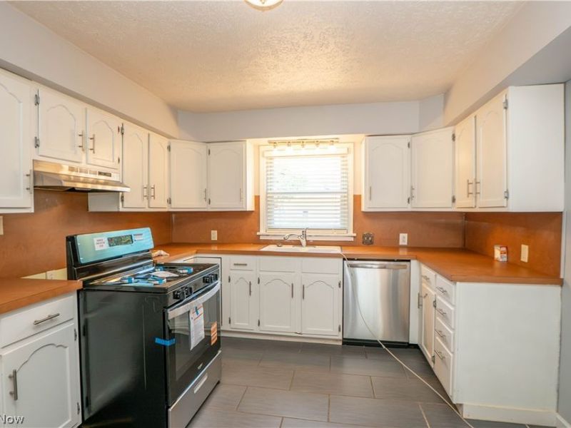 333 19th Street NE, Massillon, OH 44646 Photo 8