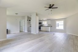 3785 Mayfield Dr.  photo 4