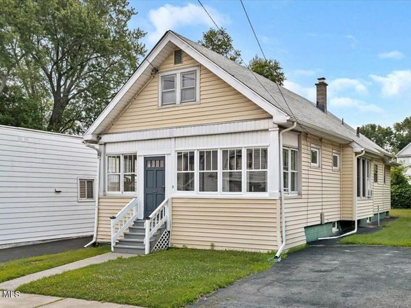17 Tremont Street, Albany, NY 12205