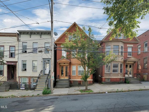210 Myrtle Avenue, Albany, NY 12202