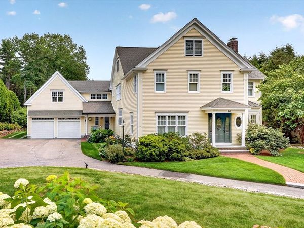 10 Rock Meadow Rd, Westwood, MA 02090