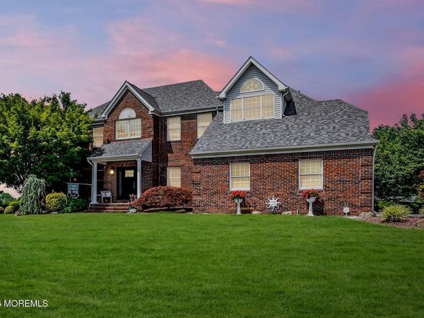 4 Saddlebrook Road, Millstone, NJ 08535