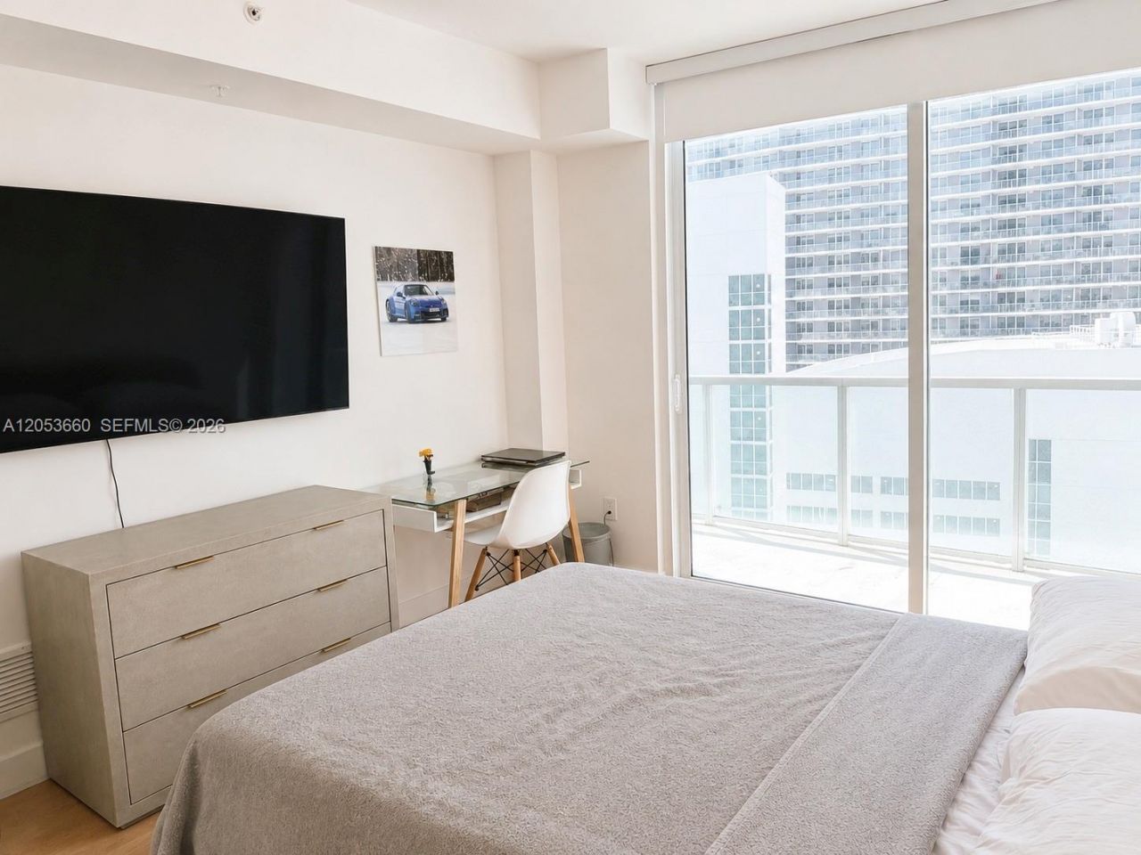 1900 N Bayshore Dr, Unit 3807, Miami, FL 33132 Photo