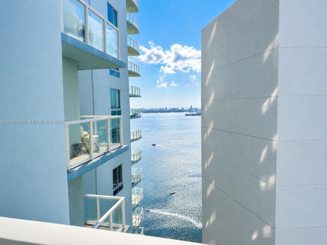 1900 N Bayshore Dr, Unit 3807, Miami, FL 33132 Photo