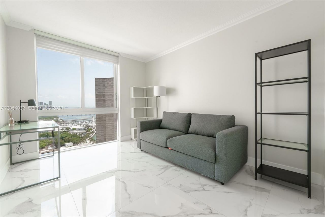 325 S Biscayne Blvd , Unit 3326, Miami, FL 33131 Photo