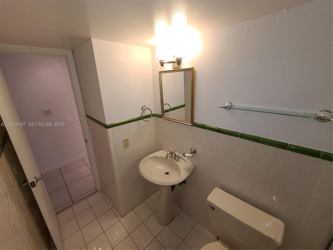 1605 Bay Rd , Unit 206, Miami Beach, FL 33139 Photo