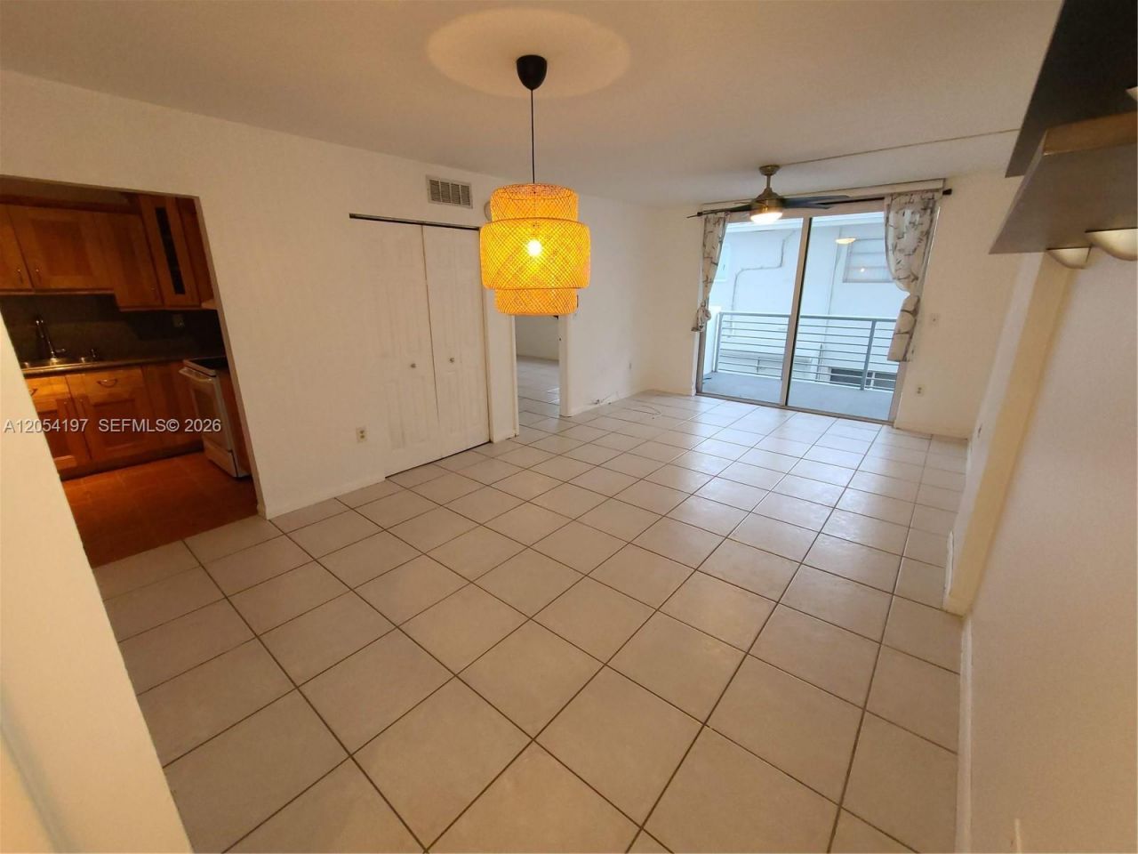 1605 Bay Rd , Unit 206, Miami Beach, FL 33139 Photo