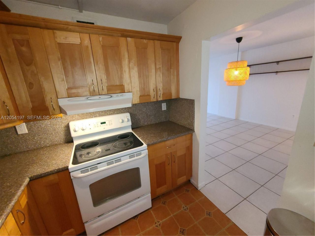 1605 Bay Rd , Unit 206, Miami Beach, FL 33139 Photo