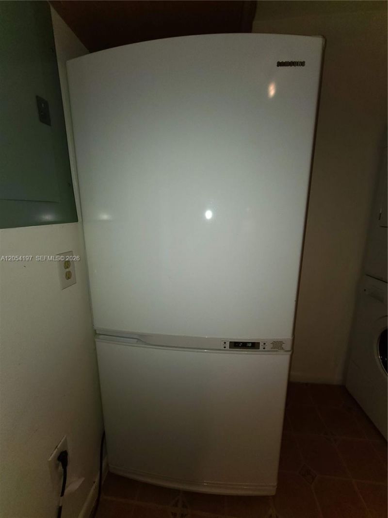 1605 Bay Rd , Unit 206, Miami Beach, FL 33139 Photo