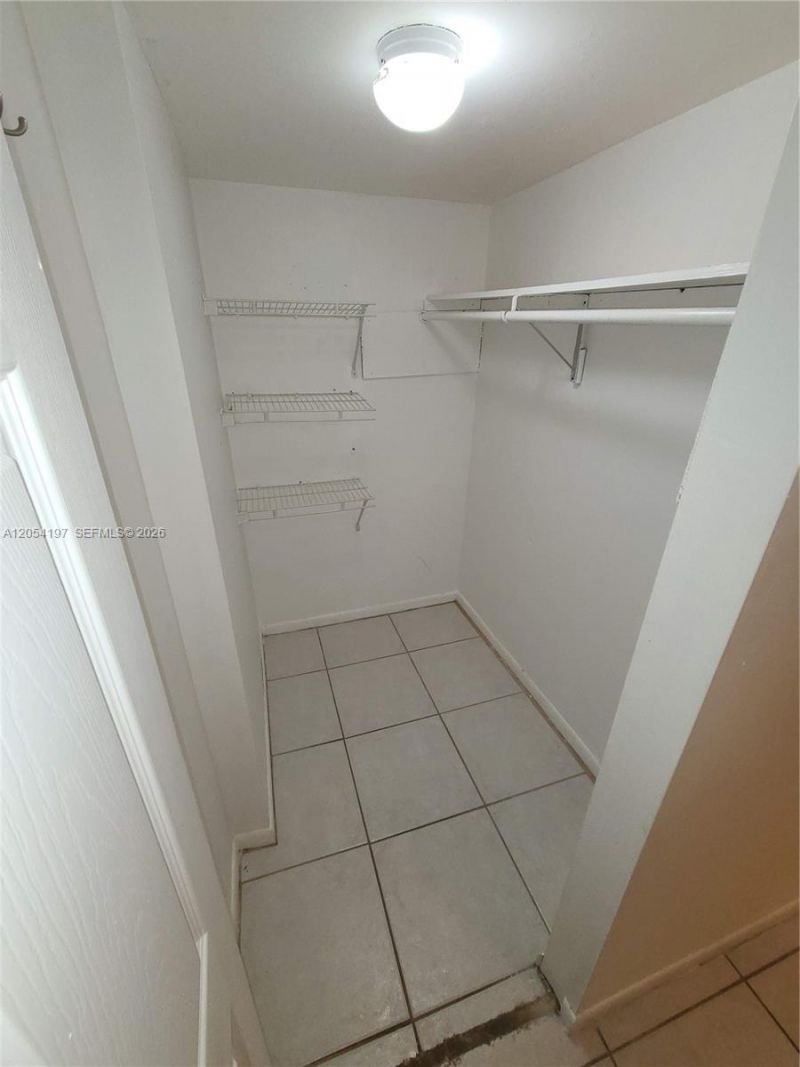 1605 Bay Rd , Unit 206, Miami Beach, FL 33139 Photo