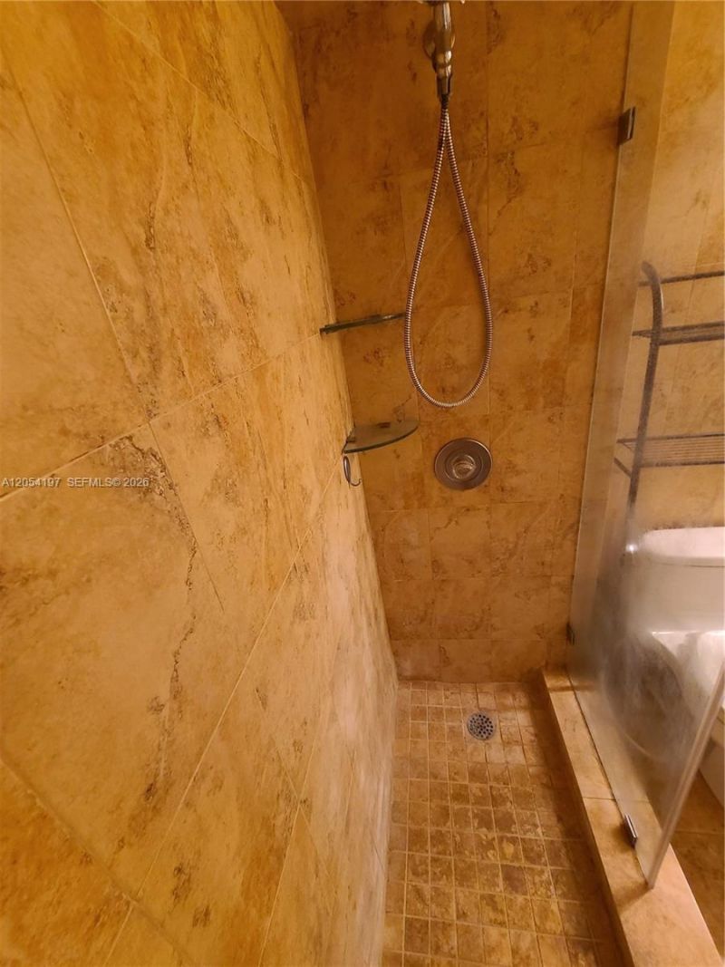 1605 Bay Rd , Unit 206, Miami Beach, FL 33139 Photo