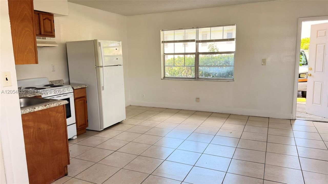 978 SW 10th Dr , Unit 10, Pompano Beach, FL 33060 Photo