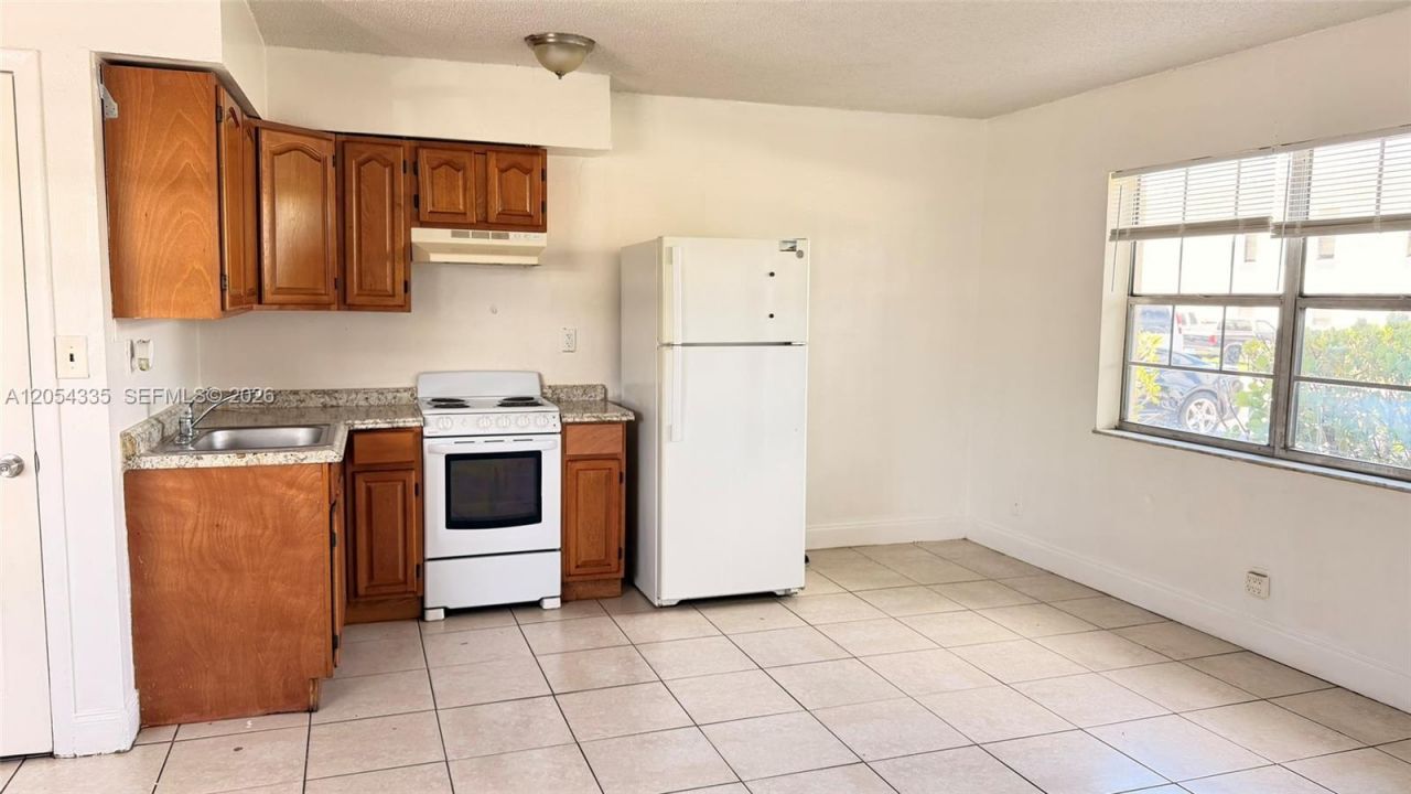 978 SW 10th Dr , Unit 10, Pompano Beach, FL 33060 Photo
