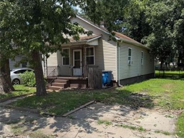 2511 E 23rd Street , Granite City, IL 62040