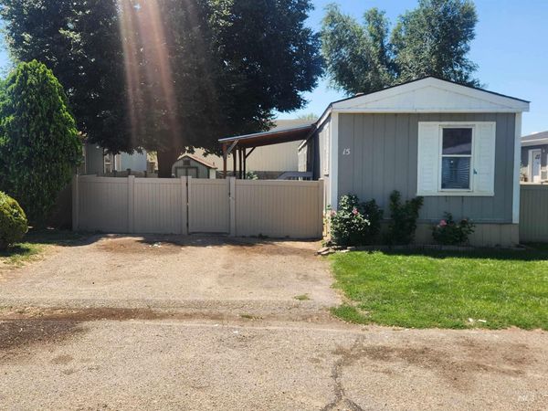 616 N Kings Rd Trlr 15, Nampa, ID 83687