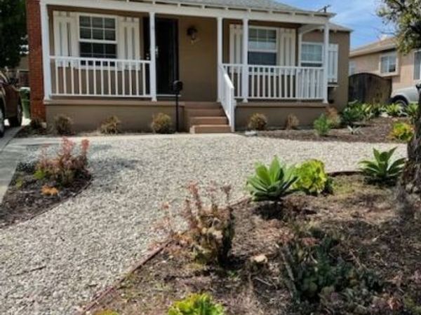 8113 Stewart, Los Angeles, CA 90045