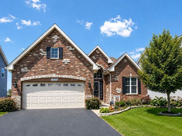 13716 S Palmetto Drive, Plainfield, IL 60544