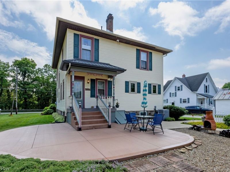 401 N Mount Vernon Avenue, Loudonville, OH 44842 Photo 2