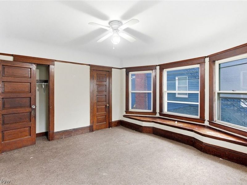 10820 Grantwood Avenue, Cleveland, OH 44108 Photo 32