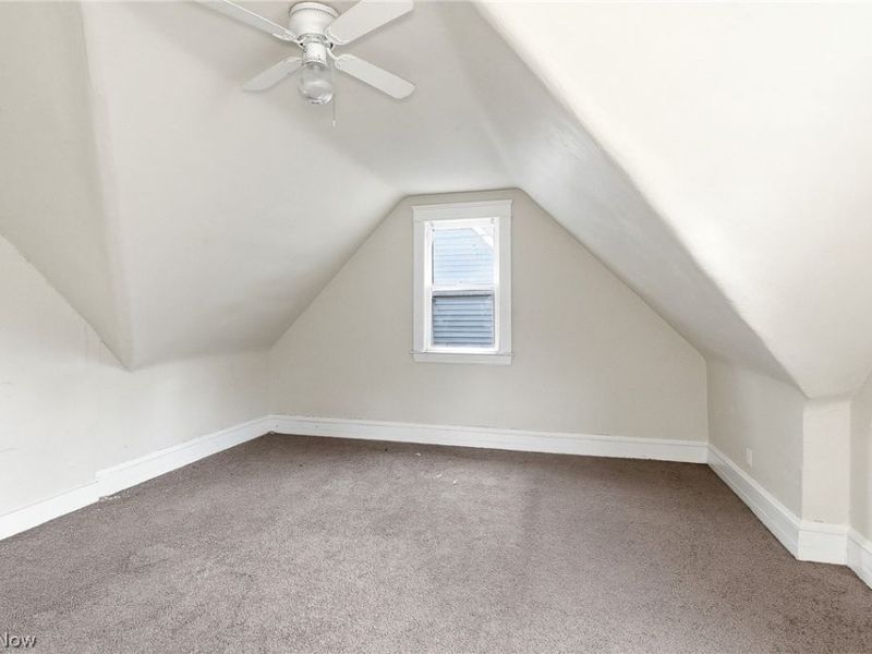 10820 Grantwood Avenue, Cleveland, OH 44108 Photo 35