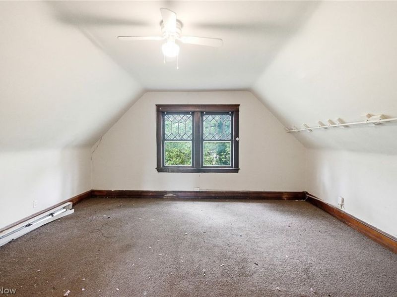 10820 Grantwood Avenue, Cleveland, OH 44108 Photo 37