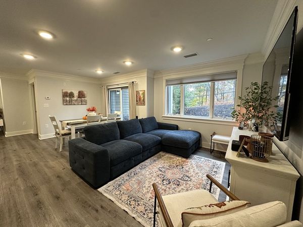 17 Hennery Way, Unit 17B, Medfield, MA 02052