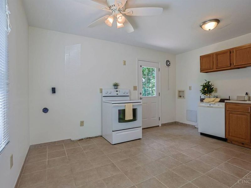 3186 Laverne Drive, Colerain Township, OH 45251 Photo 8