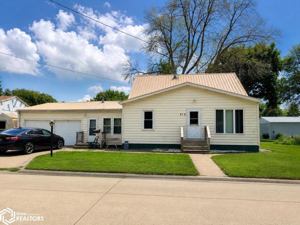 412 6Th Street NE, Belmond, IA 50421