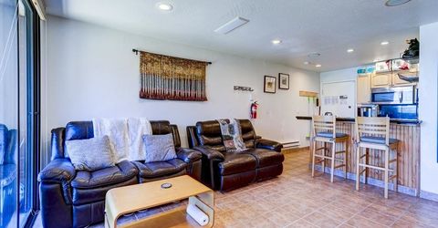 11591 Snowpeak Way , Unit #202, Truckee, CA 96161 Photo