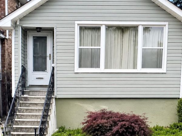 1519 Gillespie Avenue , Bronx, NY 10461