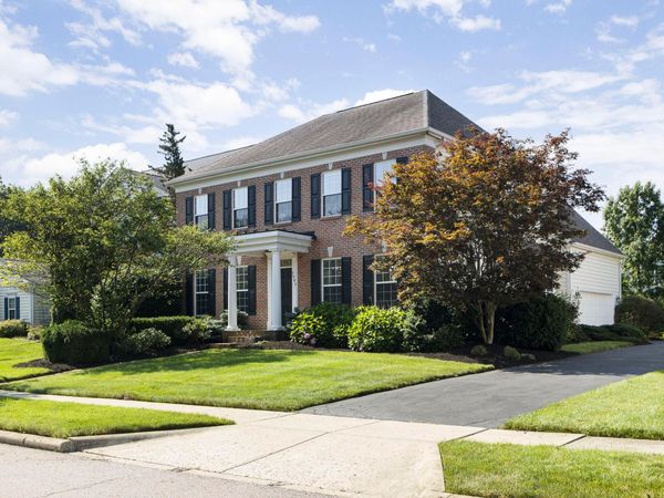7043 Cunningham Drive , New Albany, OH 43054