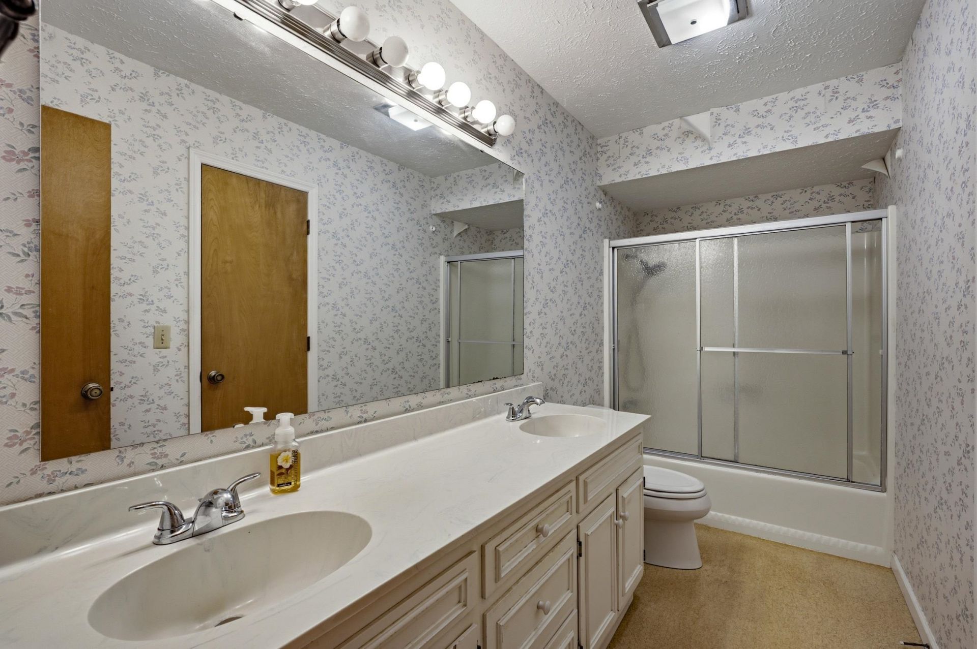 1007 Academy Dr. Photo 19