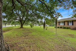 1007 Academy Dr. photo 4