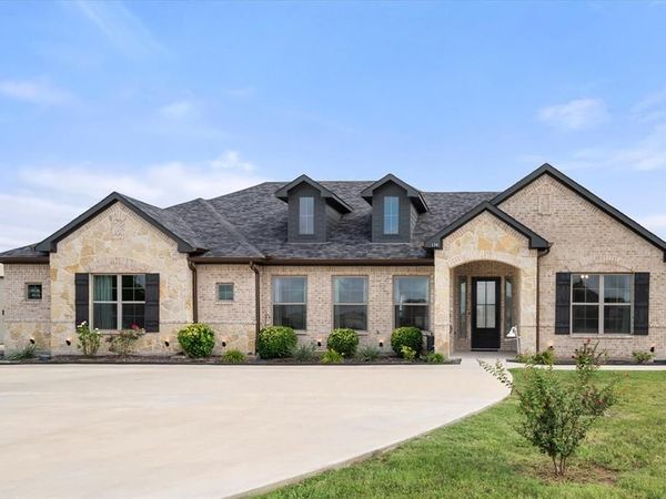 170 Grays Creek Circle , Alma, TX 75119