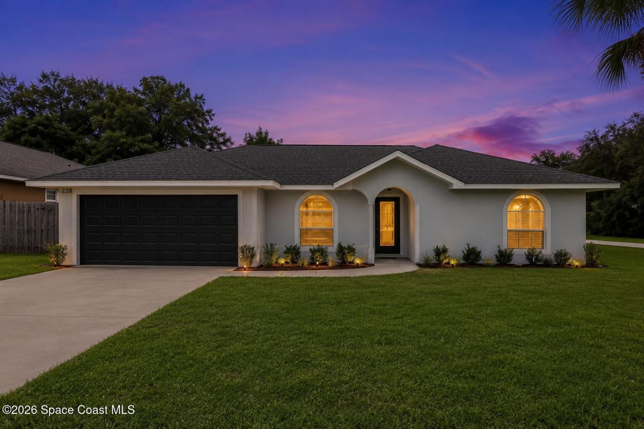 226 12th Street SW , Vero Beach, FL 32962 Photo