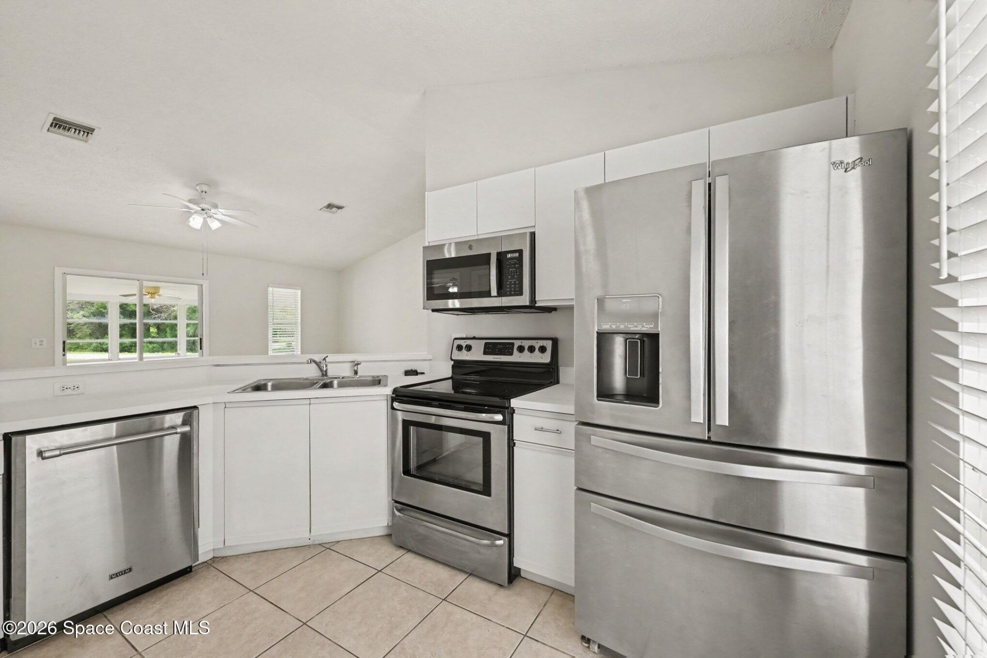 226 12th Street SW , Vero Beach, FL 32962 Photo