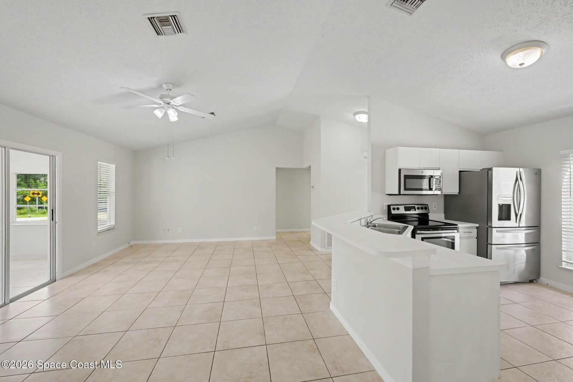 226 12th Street SW , Vero Beach, FL 32962 Photo